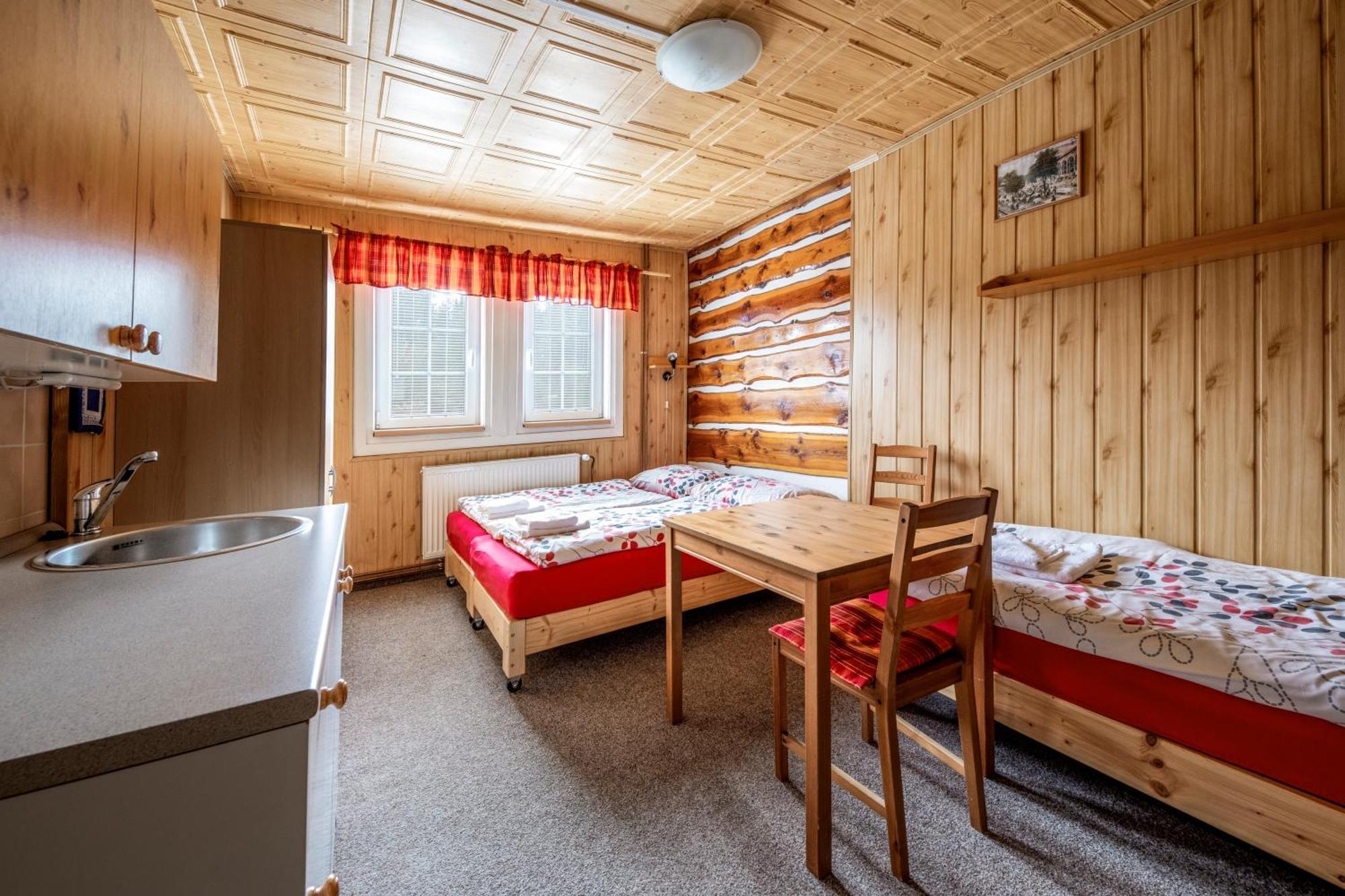 Chata Viktorka, Cerna Hora Janské Lázně Buitenkant foto